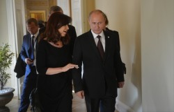 Президенты России и Аргентины обсудили Крым Президенты России и Аргентины обсудили Крым